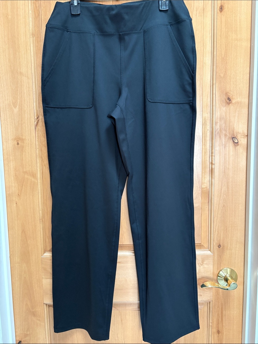 Lands' End Black Straight-Leg Women's Pants with Front Patch Pockets.